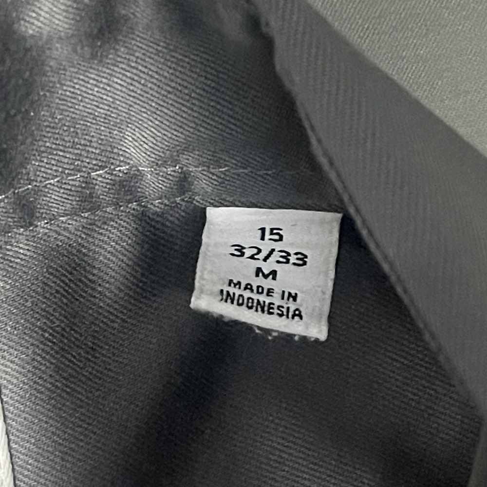 Calvin Klein Gray Button Down Dress Shirt Men's Size Medium Infinite No Iron - Picture 6 of 7